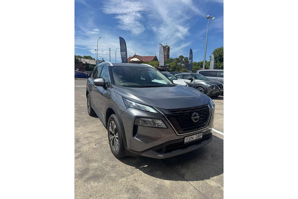 2025 Nissan X-TRAIL ST-L e-POWER T33