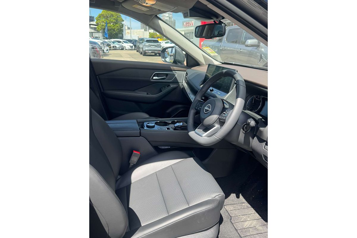 2025 Nissan X-TRAIL ST-L e-POWER T33