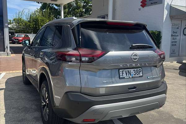 2025 Nissan X-TRAIL ST-L e-POWER T33