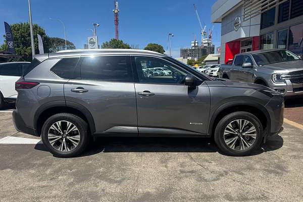 2025 Nissan X-TRAIL ST-L e-POWER T33