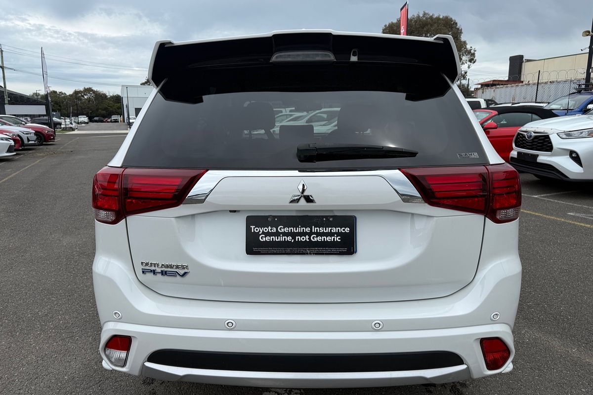 2017 Mitsubishi Outlander PHEV Exceed ZK