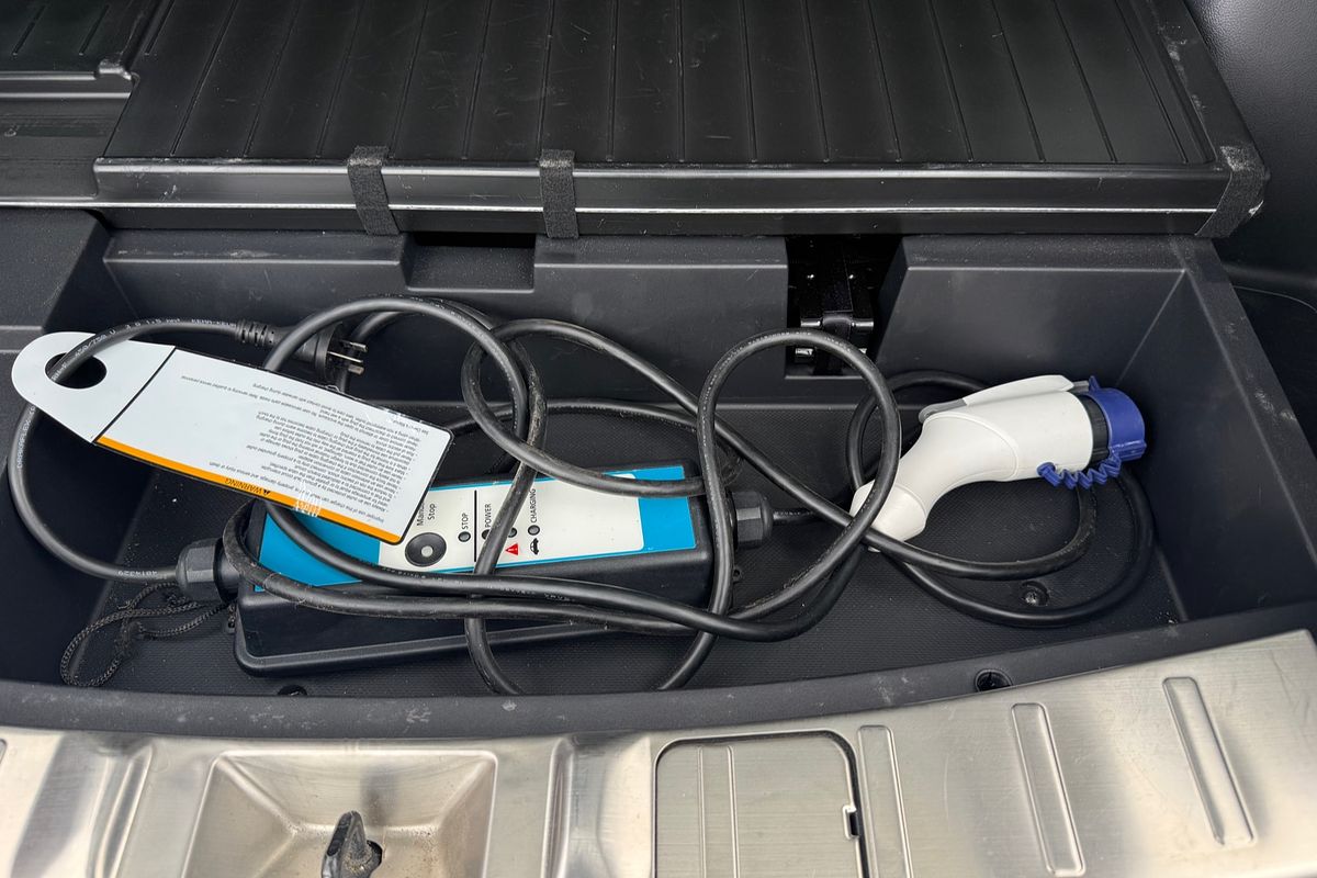 2017 Mitsubishi Outlander PHEV Exceed ZK