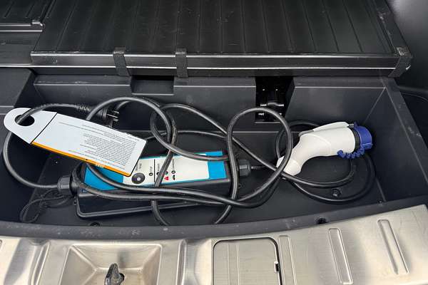 2017 Mitsubishi Outlander PHEV Exceed ZK