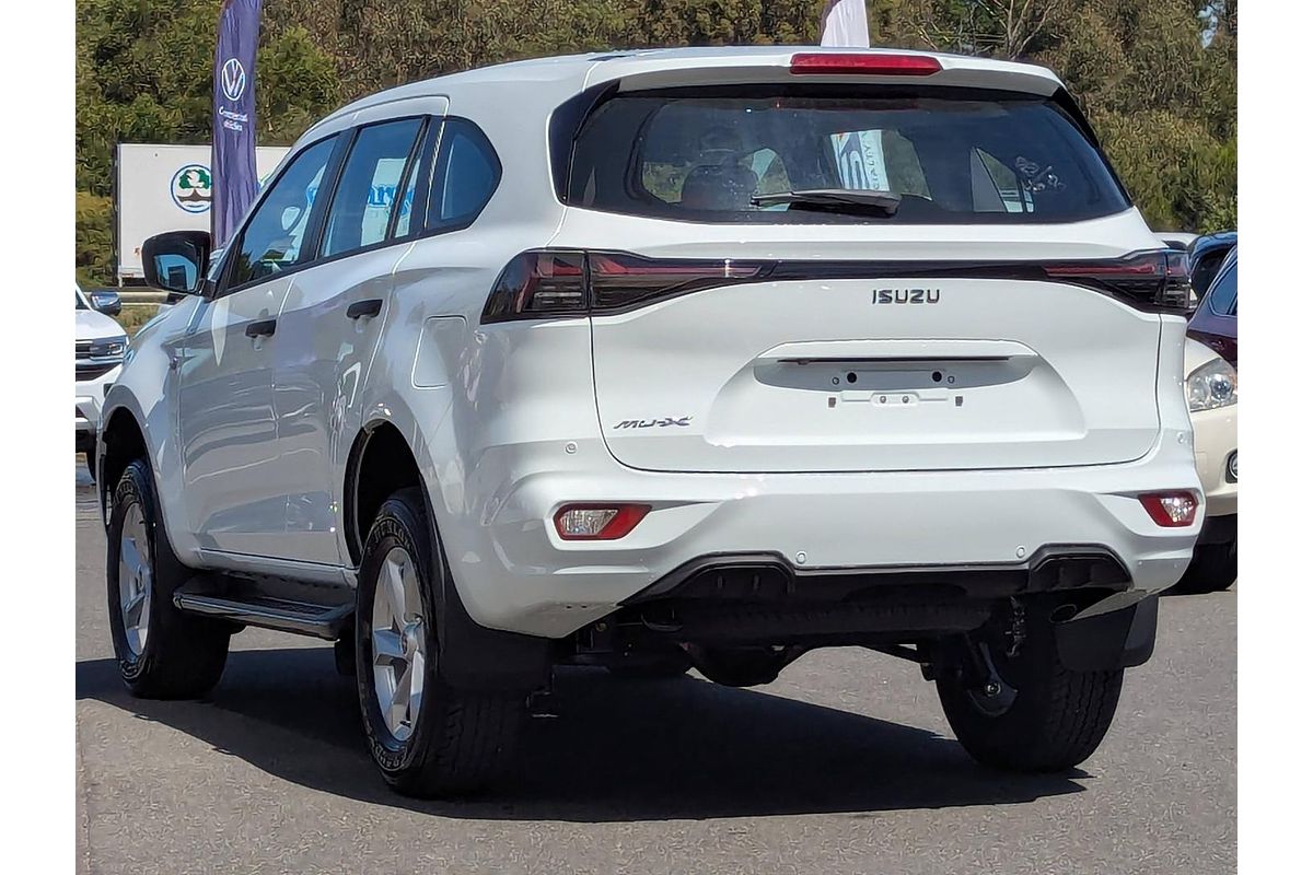 2025 Isuzu MU-X LS-M
