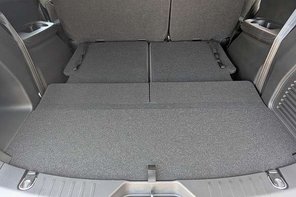 2025 Isuzu MU-X LS-M