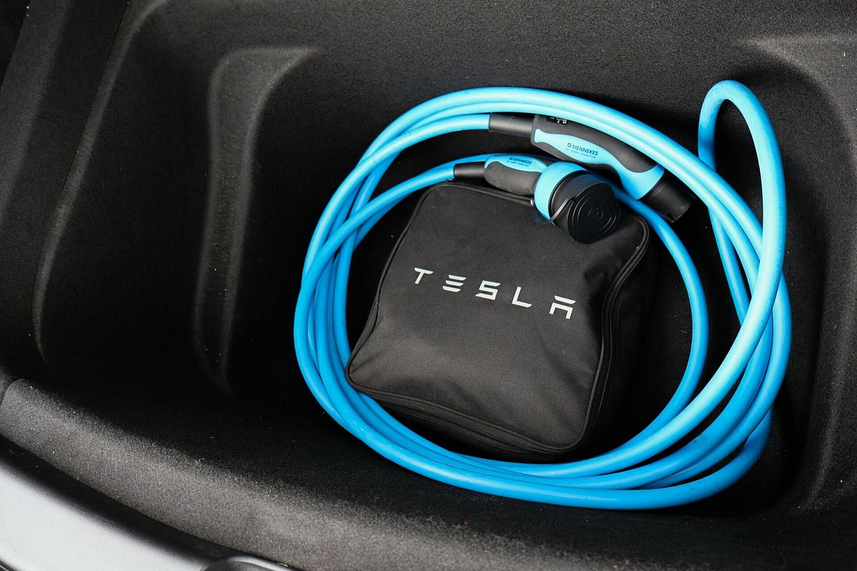 2023 Tesla Model 3 Rear-Wheel Drive