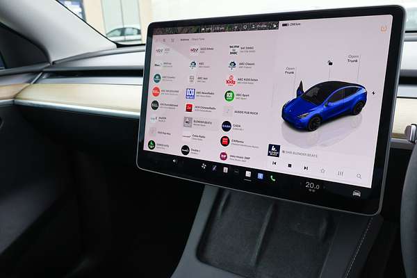 2023 Tesla Model 3 Rear-Wheel Drive