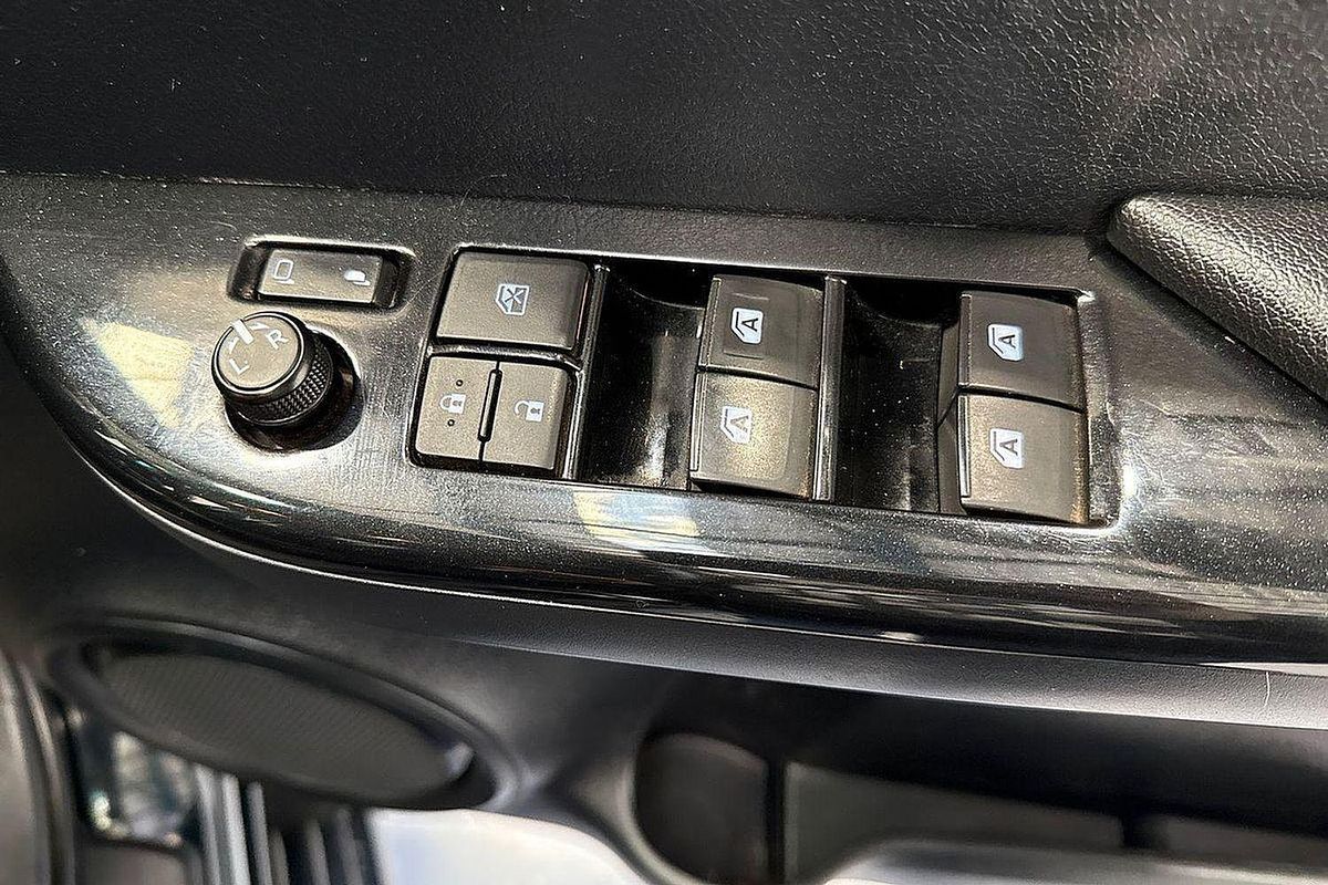 2019 Toyota Hilux SR5 GUN126R 4X4