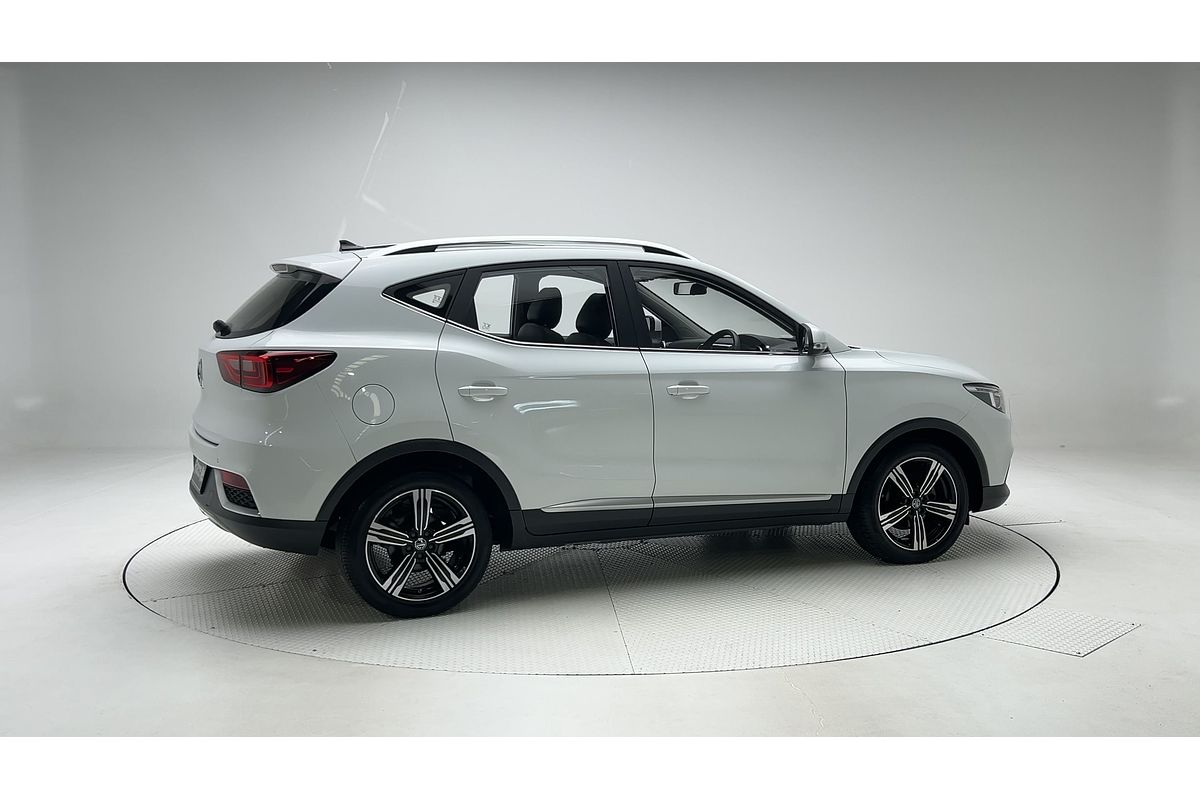 2018 MG ZS Essence AZS1