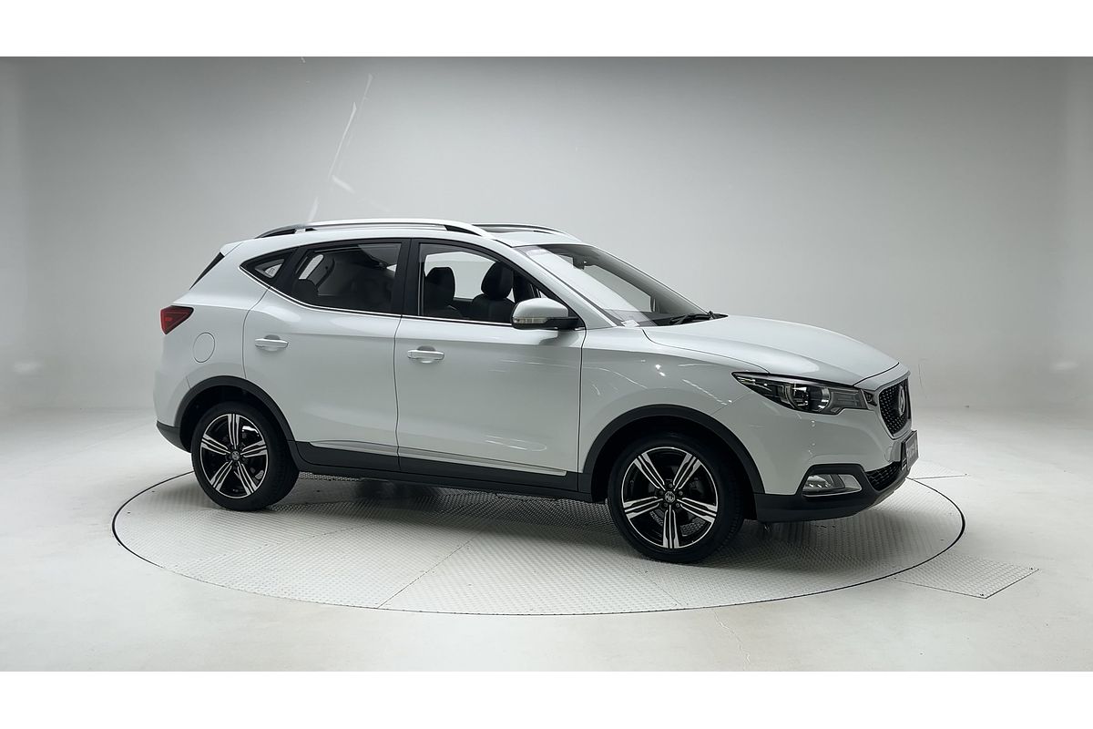 2018 MG ZS Essence AZS1