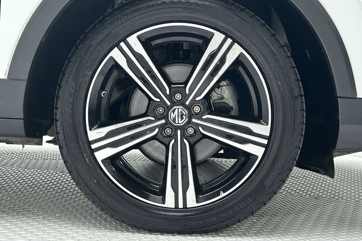 2018 MG ZS Essence AZS1