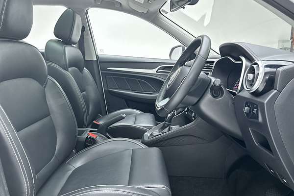 2018 MG ZS Essence AZS1