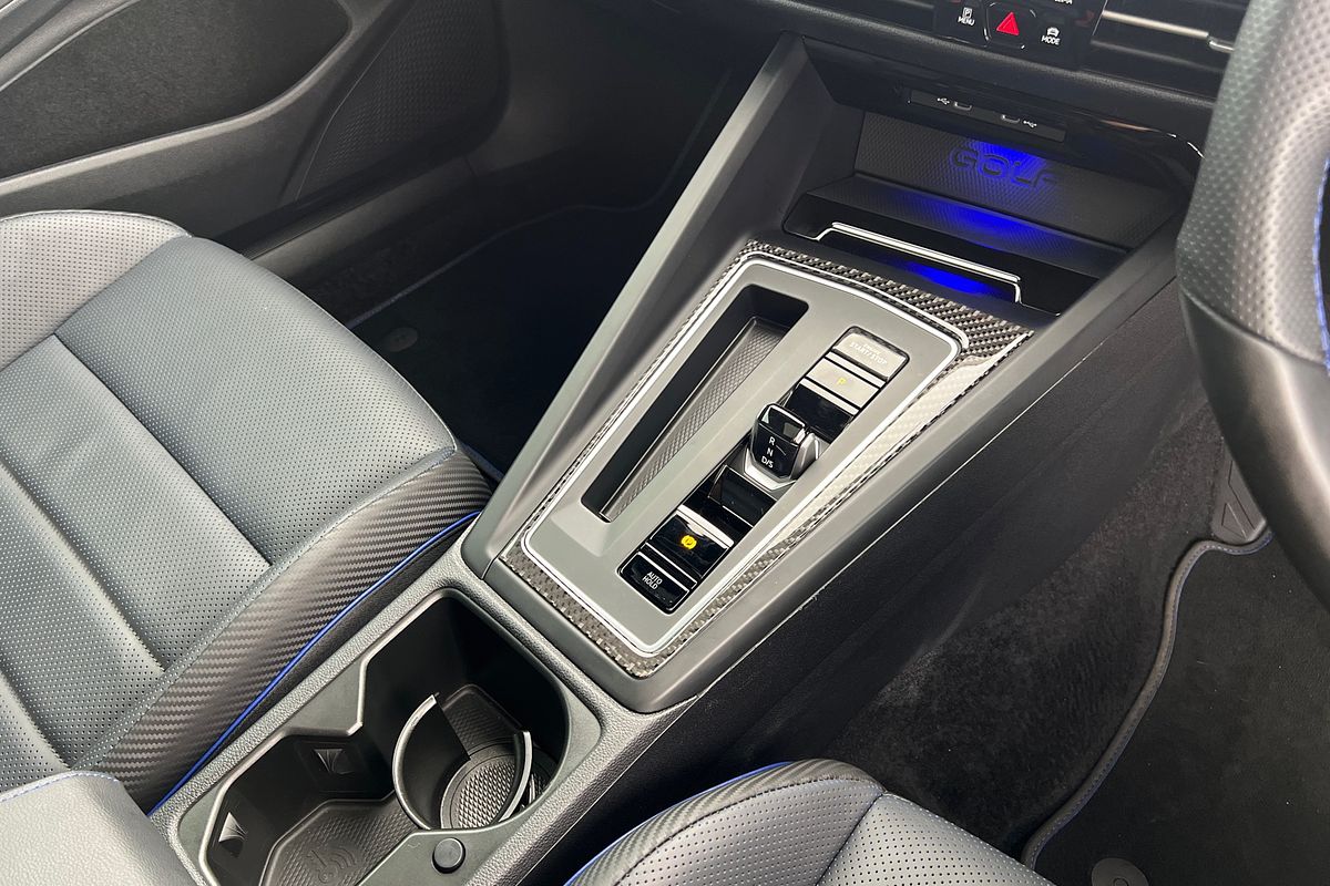 2024 Volkswagen Golf R 8