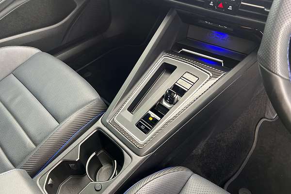 2024 Volkswagen Golf R 8 thumb-14