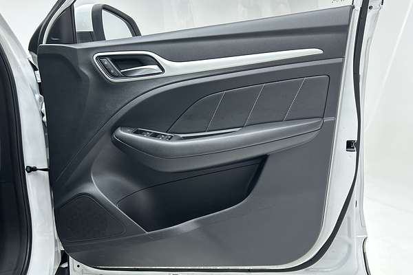 2018 MG ZS Essence AZS1