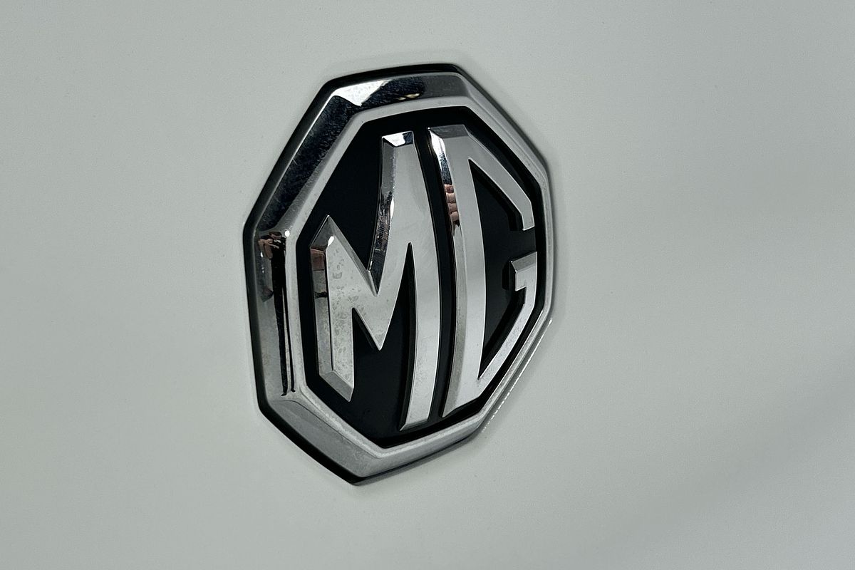 2018 MG ZS Essence AZS1