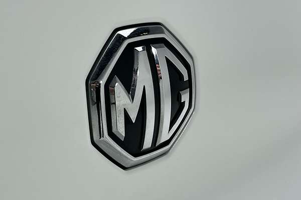 2018 MG ZS Essence AZS1