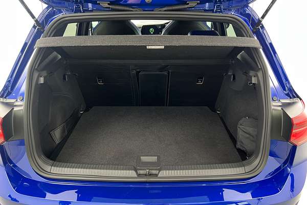 2024 Volkswagen Golf R 8 thumb-17