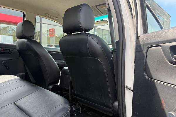 2015 Toyota Hilux Workmate TGN16R Rear Wheel Drive