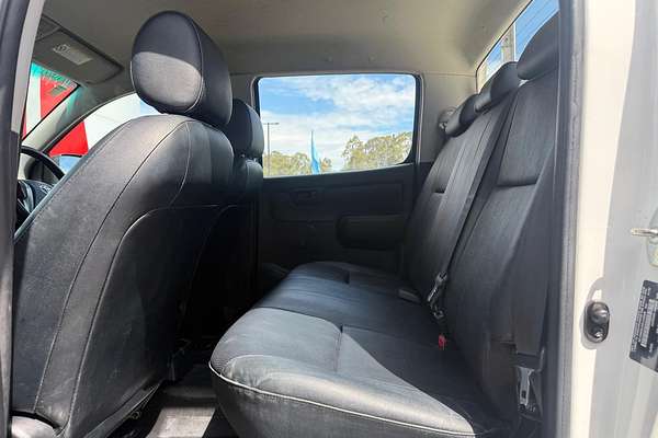 2015 Toyota Hilux Workmate TGN16R Rear Wheel Drive