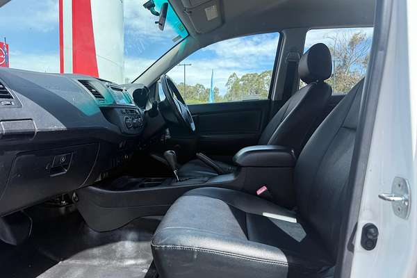 2015 Toyota Hilux Workmate TGN16R Rear Wheel Drive