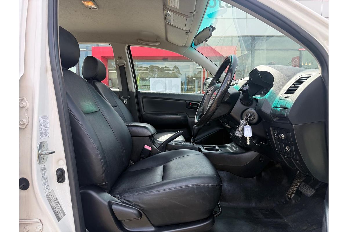 2015 Toyota Hilux Workmate TGN16R Rear Wheel Drive