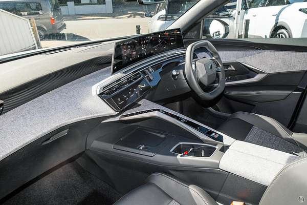 2025 Peugeot 3008 Allure Hybrid P64