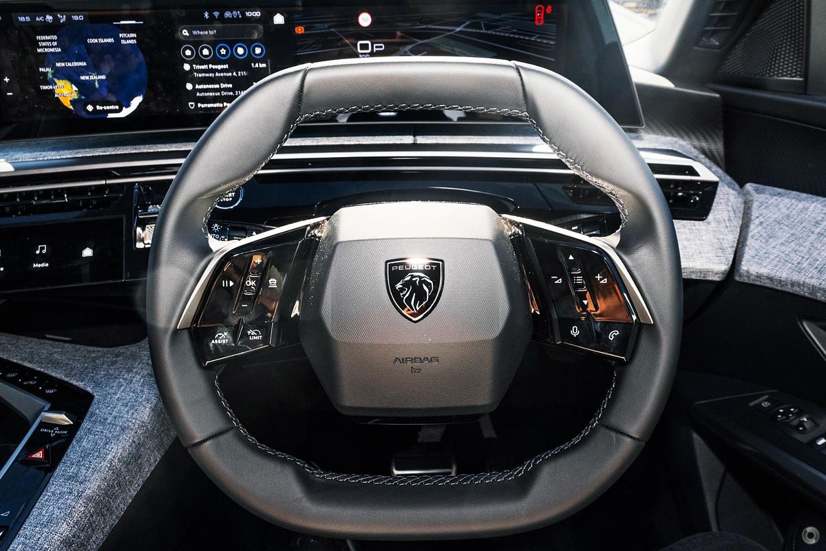 2025 Peugeot 3008 Allure Hybrid P64