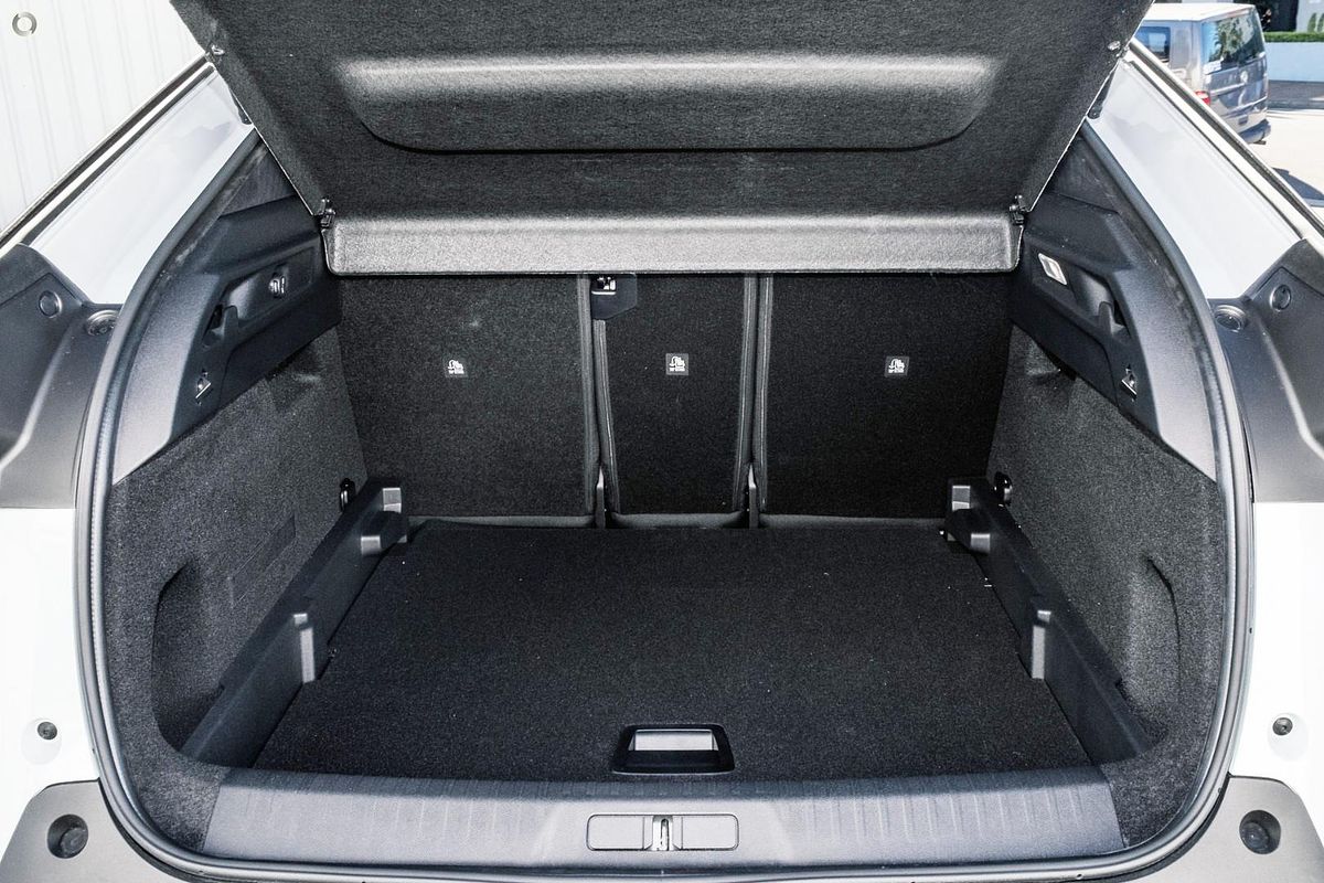 2025 Peugeot 3008 Allure Hybrid P64