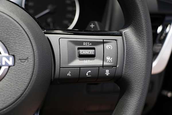 2025 Nissan X-TRAIL ST T33