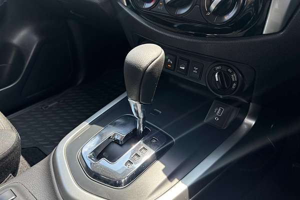 2023 Nissan Navara ST D23 4X4