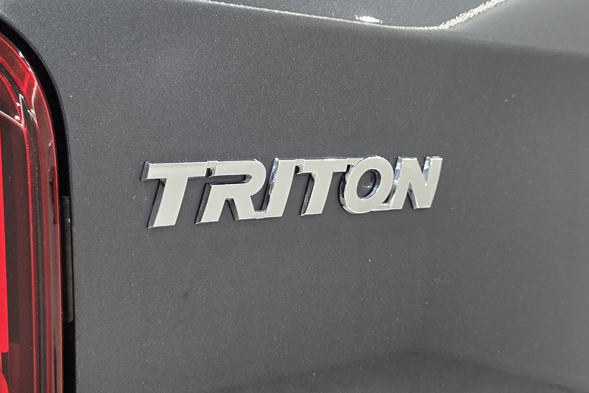 2022 Mitsubishi Triton GLS MR 4X4