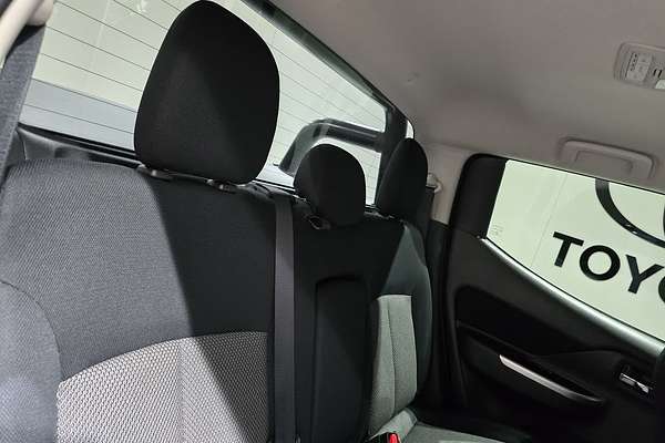 2022 Mitsubishi Triton GLS MR 4X4