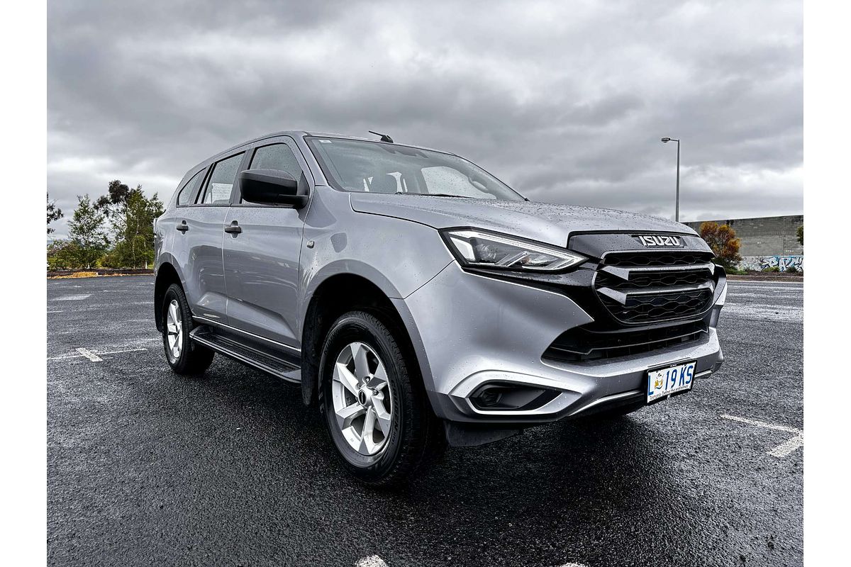 2023 Isuzu MU-X LS-M