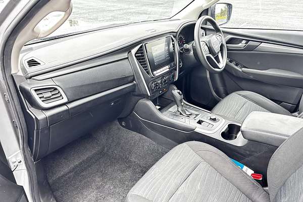 2023 Isuzu MU-X LS-M