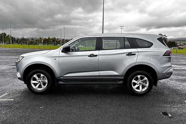 2023 Isuzu MU-X LS-M