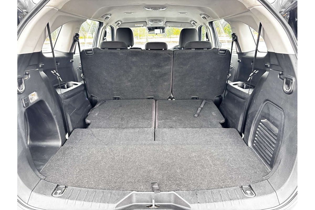 2023 Isuzu MU-X LS-M