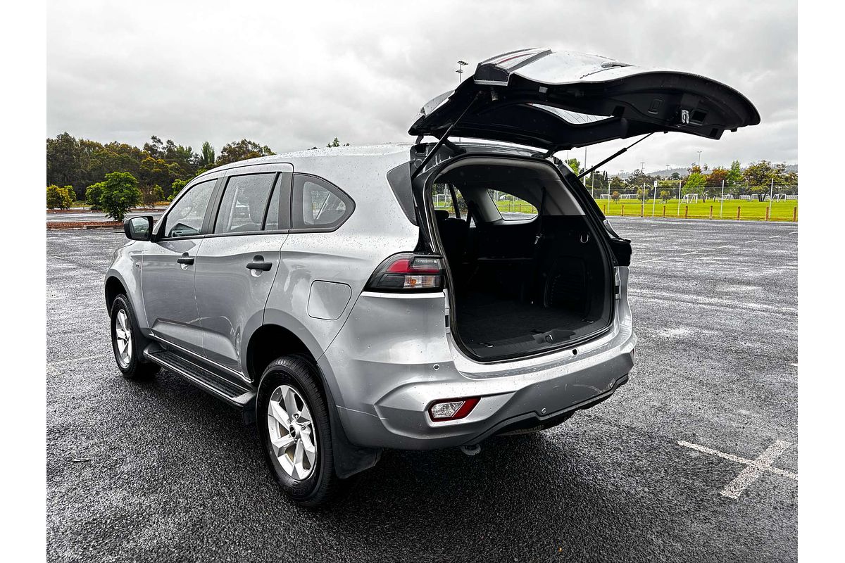 2023 Isuzu MU-X LS-M