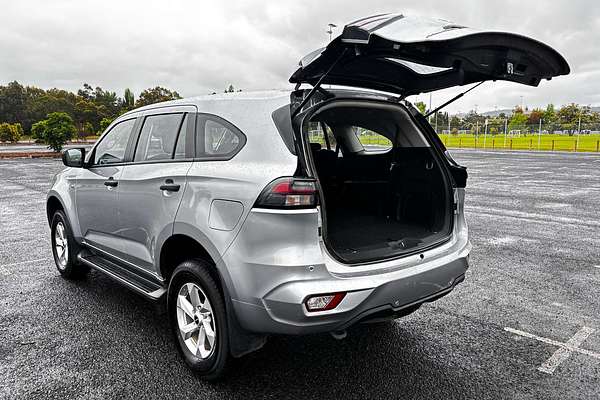 2023 Isuzu MU-X LS-M