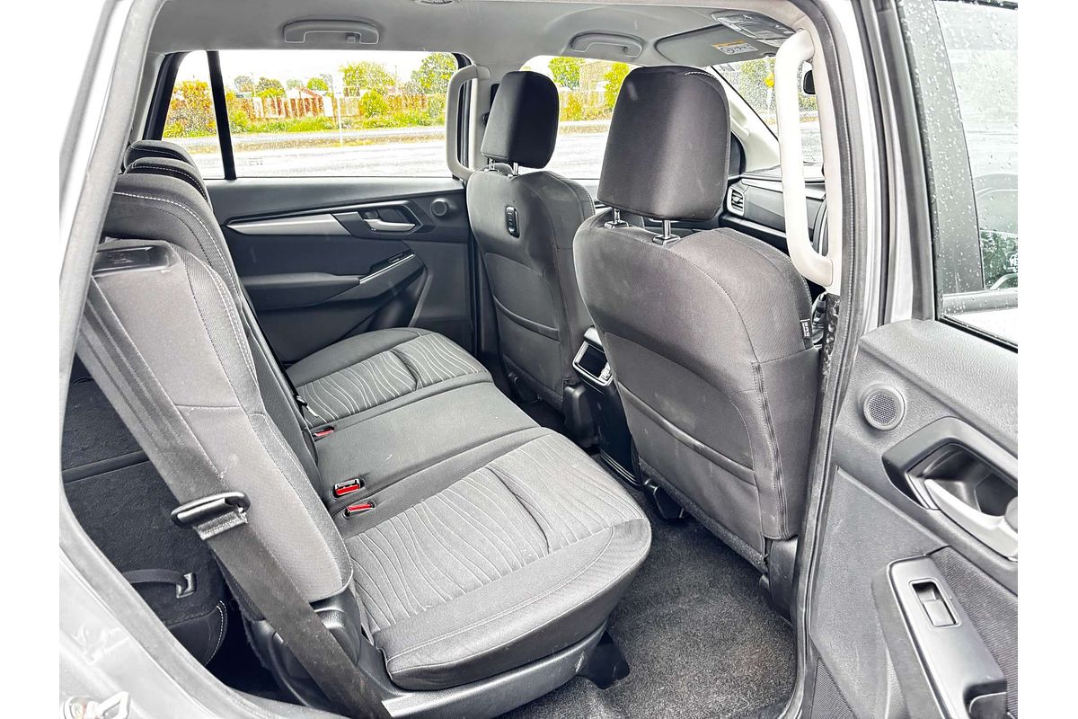 2023 Isuzu MU-X LS-M