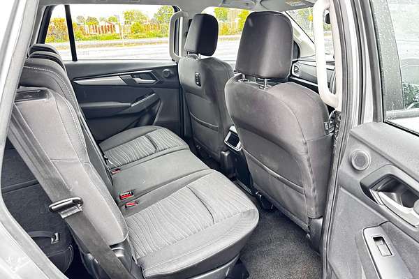 2023 Isuzu MU-X LS-M