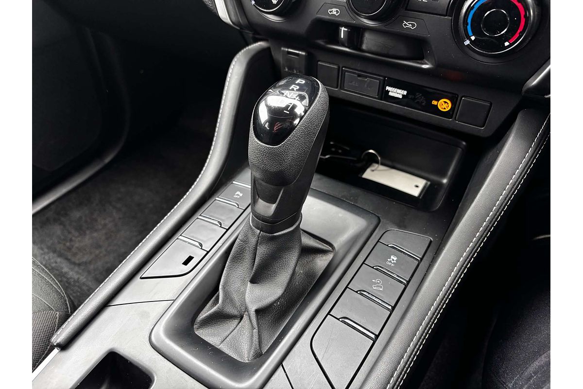 2023 Isuzu MU-X LS-M