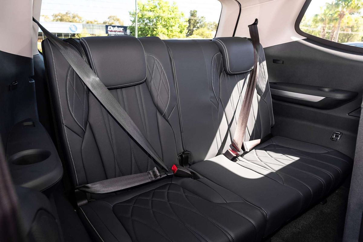 2025 LDV D90 Executive SV9A