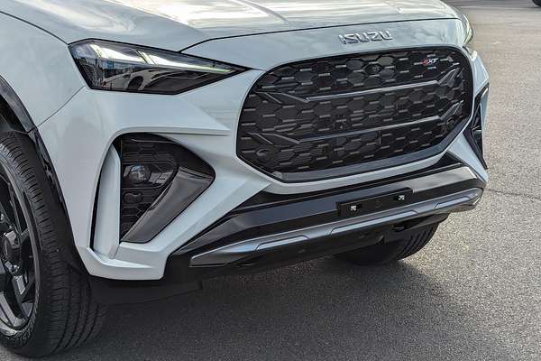 2025 Isuzu MU-X X-TERRAIN