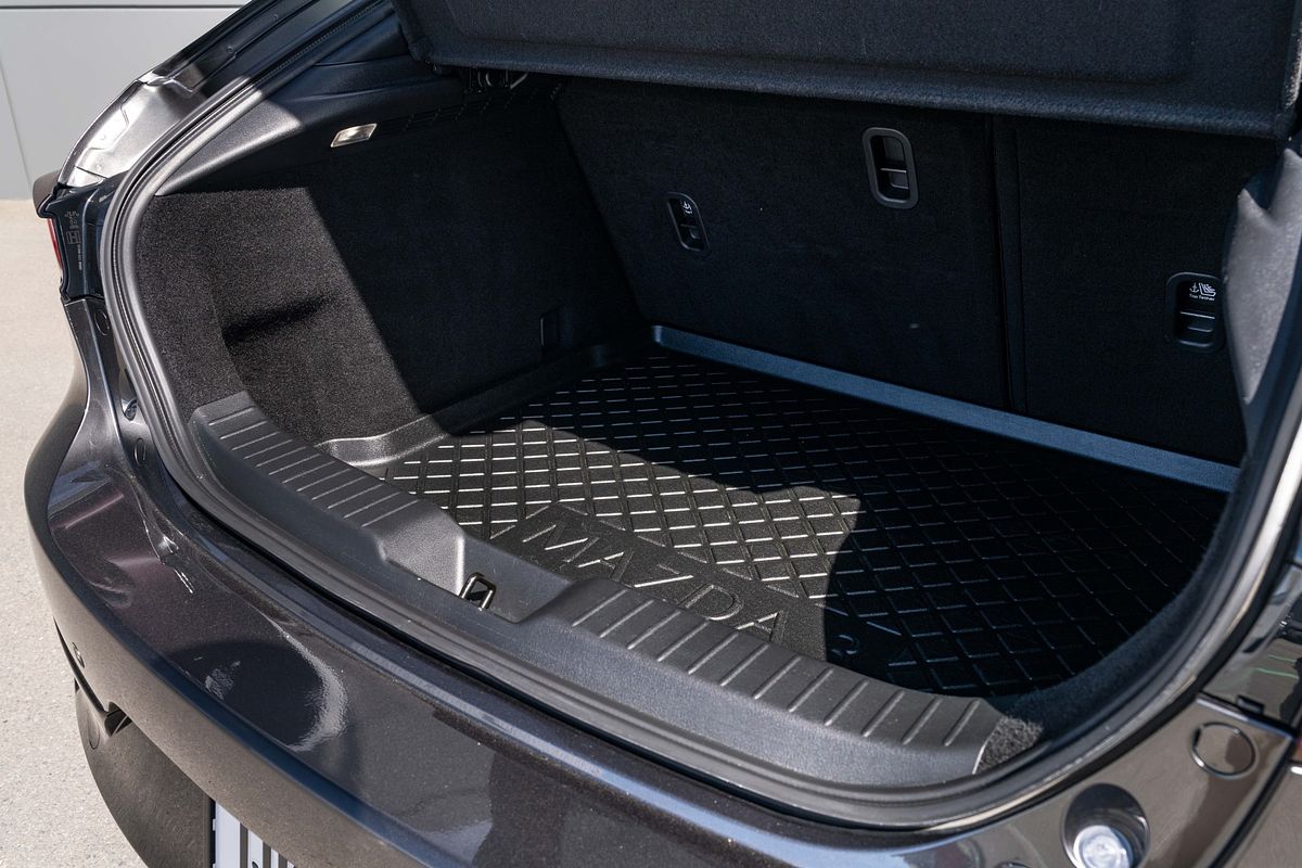 2024 Mazda 3 Takami 2.0Pmhs