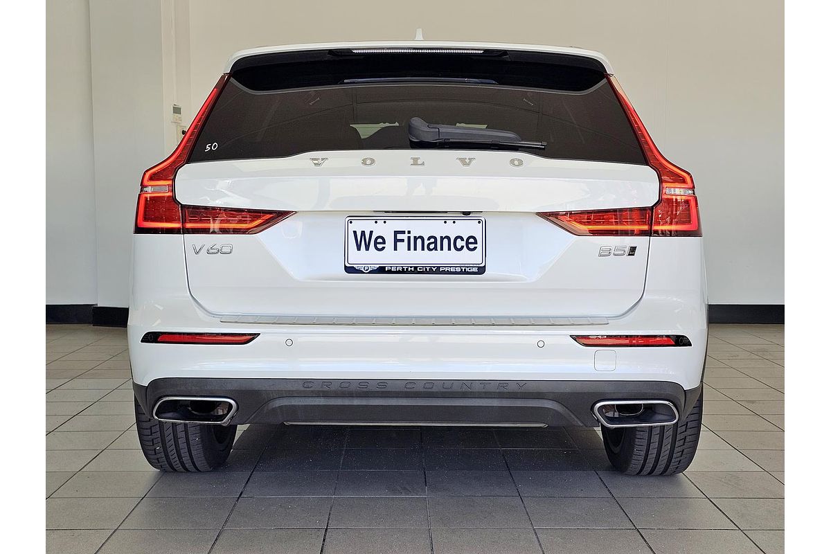 2021 Volvo V60 Cross Country B5