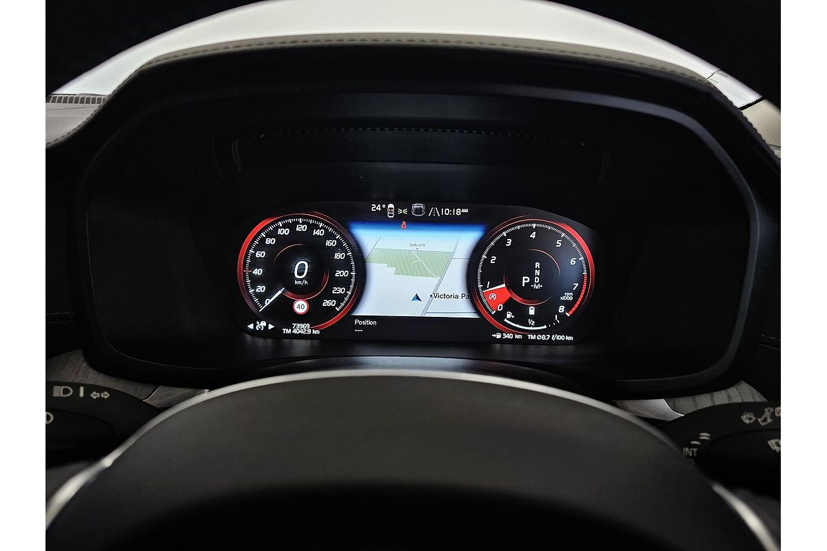 2021 Volvo V60 Cross Country B5