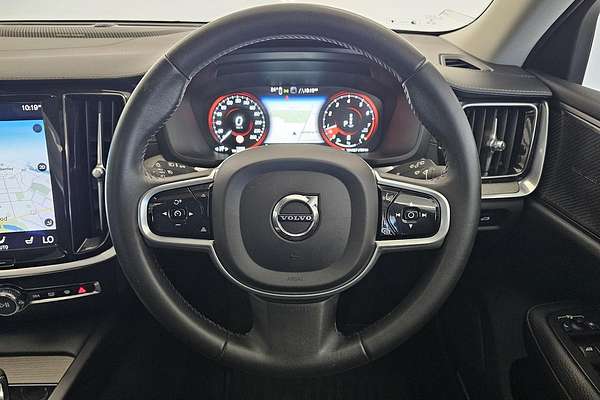 2021 Volvo V60 Cross Country B5