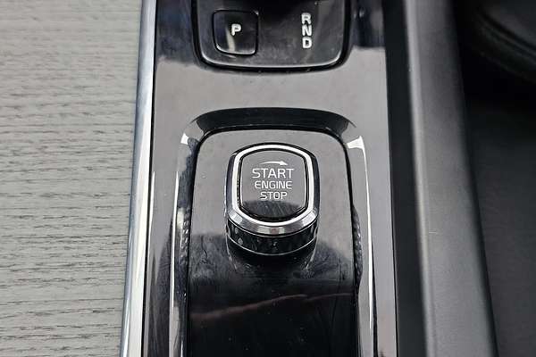 2021 Volvo V60 Cross Country B5