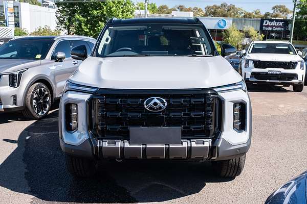 2025 LDV D90 Executive SV9A